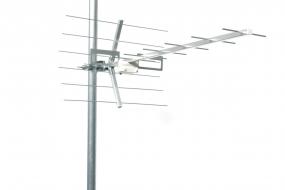 Antenne UHF a larga banda Excel-14B45G.jpg